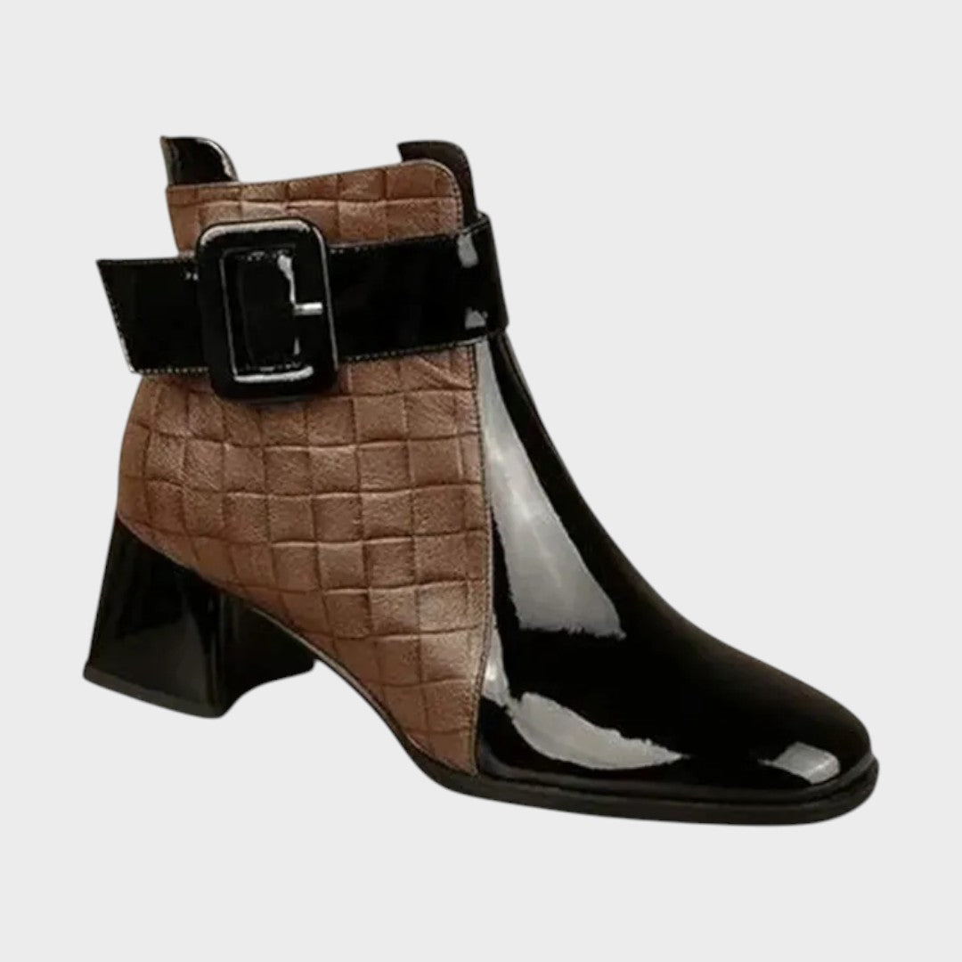 Samara | Ankle Boots in Leather with Heels