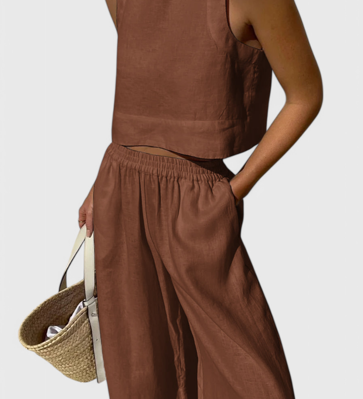 Avelina Minimalist Set in Lightweight Cotton and Linen