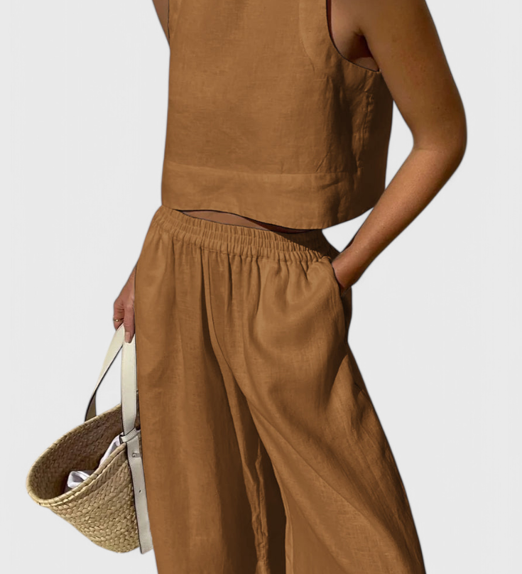 Avelina Minimalist Set in Lightweight Cotton and Linen