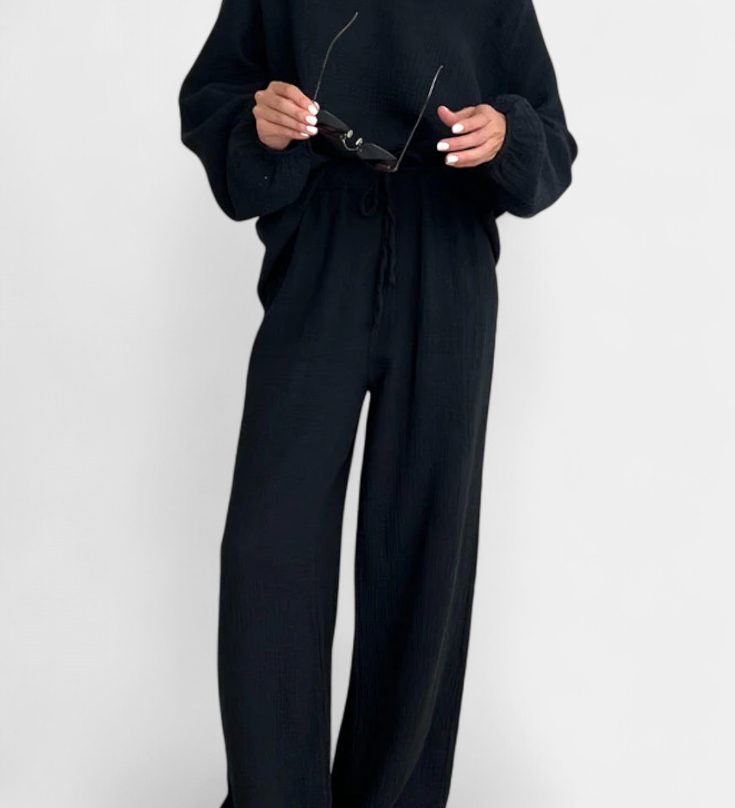 Aya Two-Piece V-Neck Cotton Set