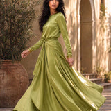 Elegante Vestido Maxi de Satén Drapeado