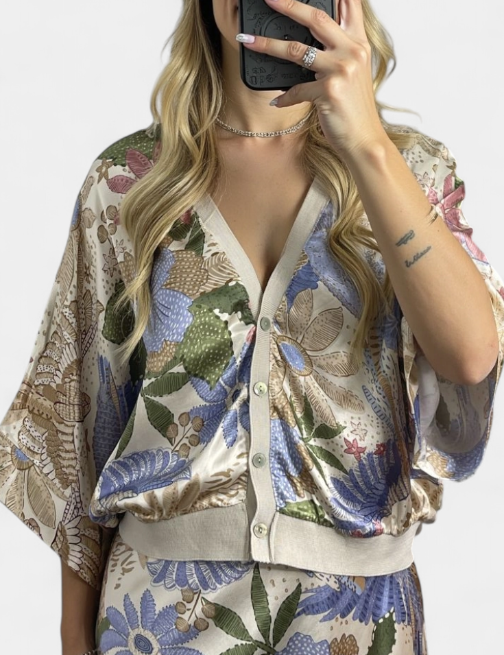 Shae Conjunto Suave de Blusa y Falda de Cola de Pez Floral