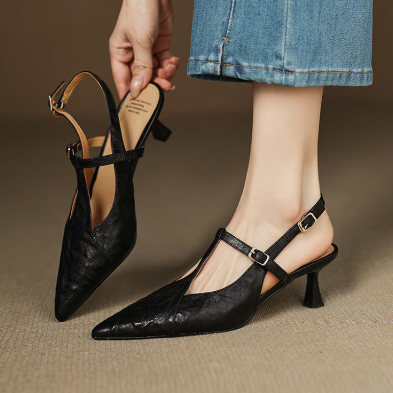 Tacones altos de cuero negro auténtico