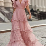 Rosalía | Vestido Maxi Rosa Empolvado con Escote en V, Volantes Escalonados y Mangas Mariposa