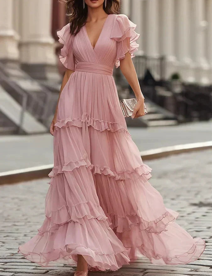 Rosalía | Vestido Maxi Rosa Empolvado con Escote en V, Volantes Escalonados y Mangas Mariposa