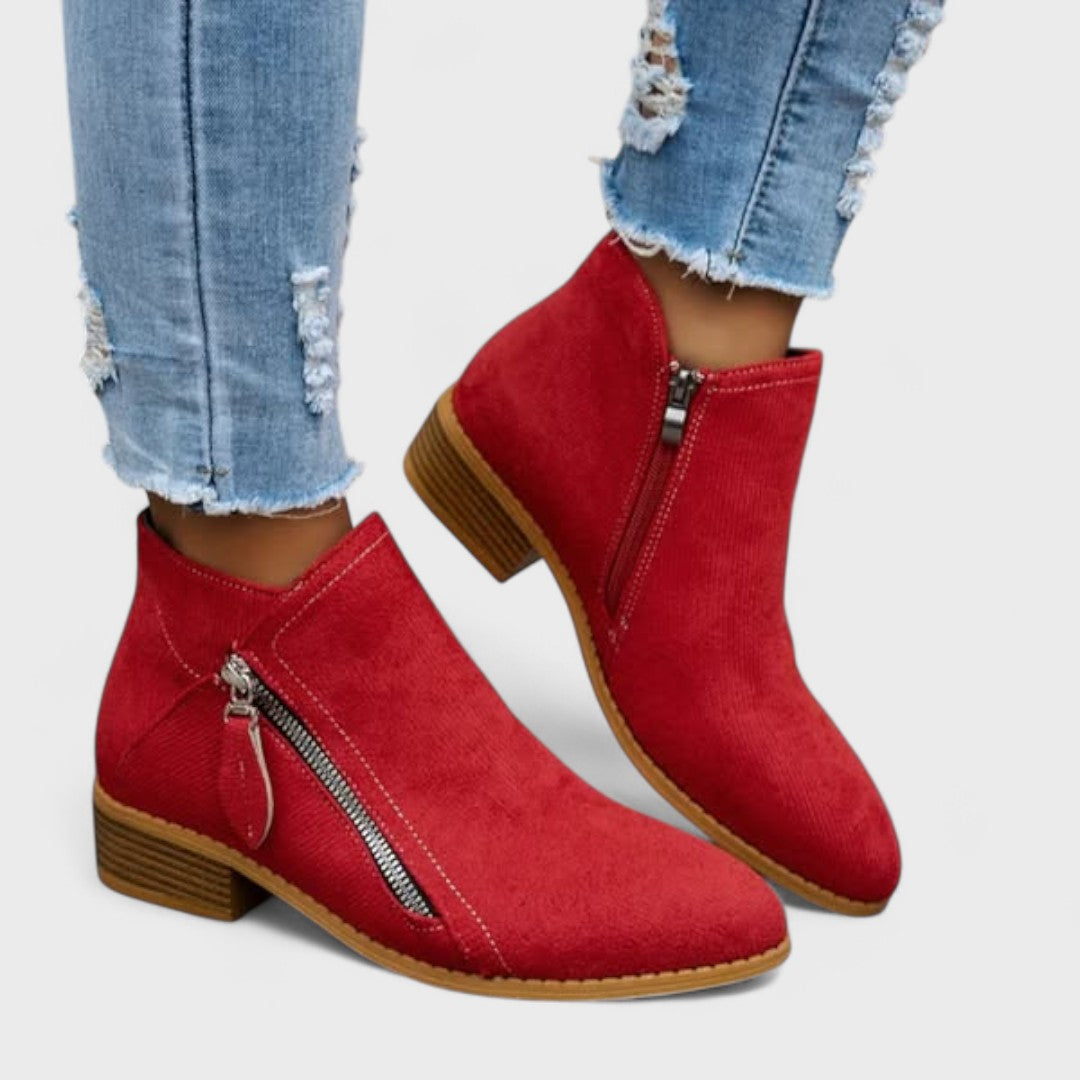 Fiora - Classic style vintage boots