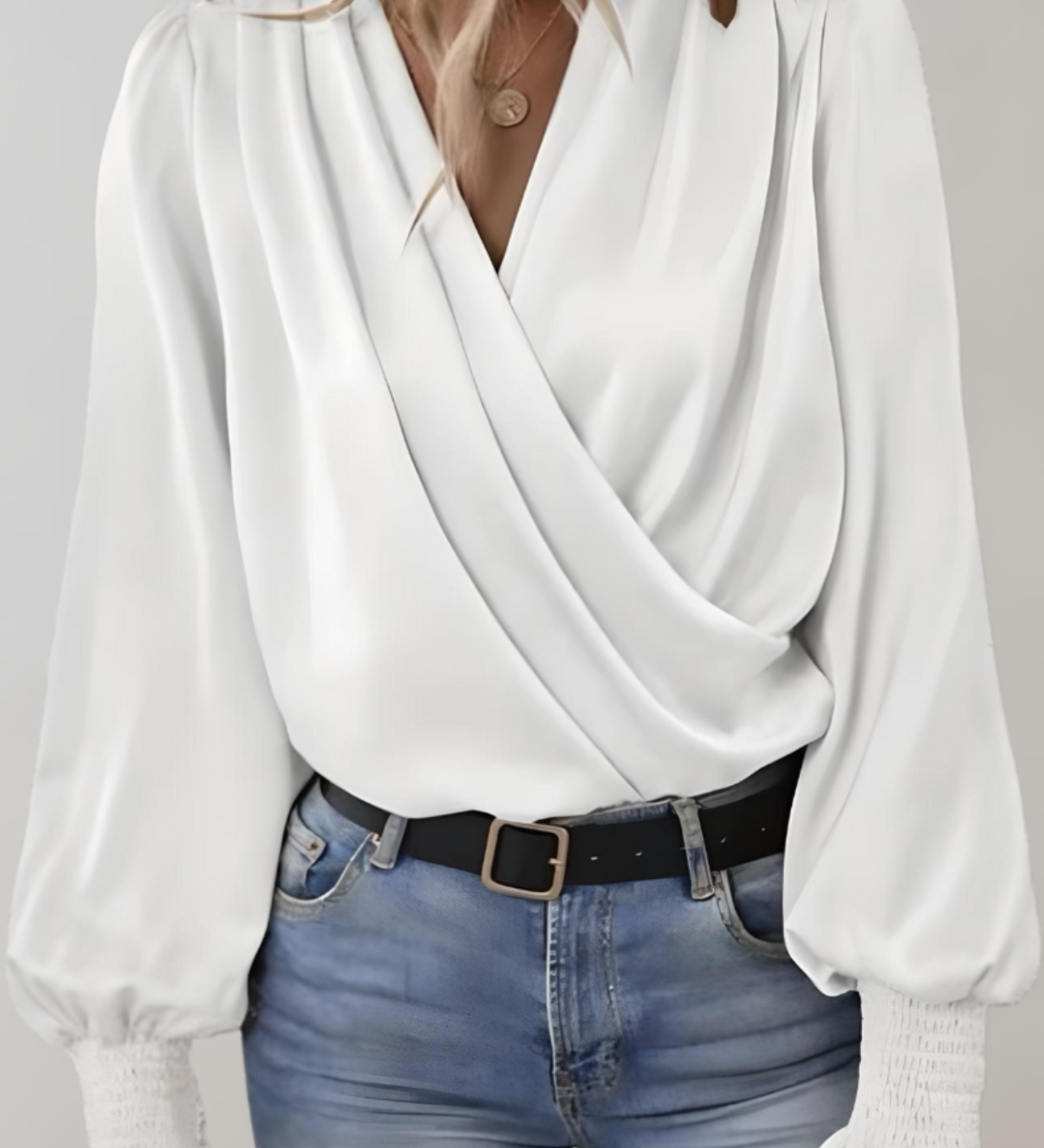 Quinn Blusa Elegante de Manga Larga con Escote en V