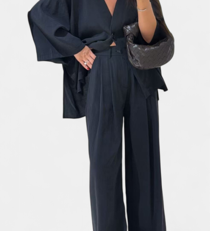 Conjunto Oversize Eli de Top con Cuello en V y Pantalón Recto